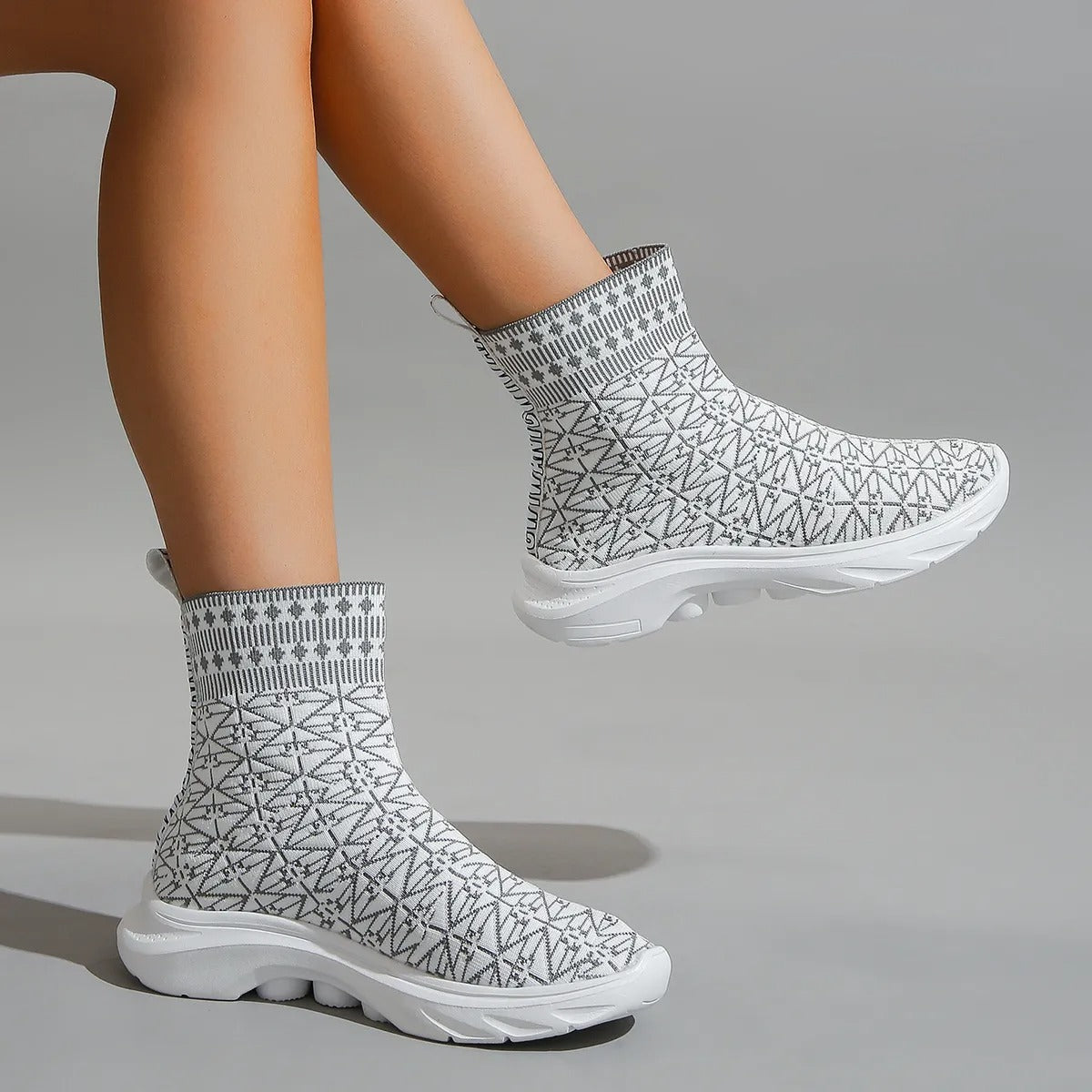 Nicole - Stylische Und Elastische Strickstiefel